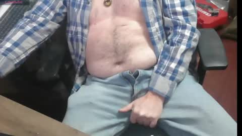 Snapshot of woodworker6473 chatting on 03-08-25, 12:00 woodworker6473 online show from 03-08-25, 12:00