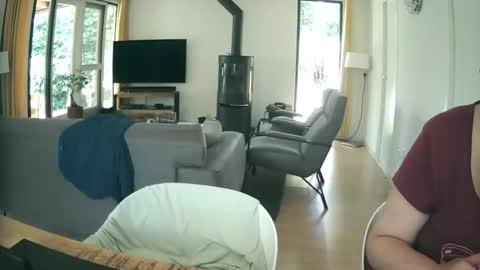 woodwurm and Snoeske online show from 09-15-25, 12:16