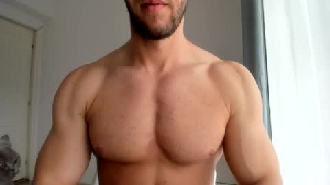 Snapshot of woolfiie chatting on 05-04-26, 09:16 Wolfie online show from 05-04-26, 09:16
