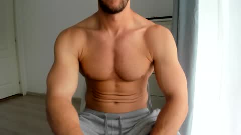 Snapshot of woolfiie chatting on 05-20-26, 08:53 Wolfie online show from 05-20-26, 08:53