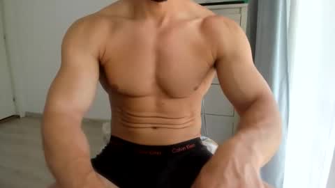 Snapshot of woolfiie chatting on 05-27-26, 09:06 Wolfie online show from 05-27-26, 09:06