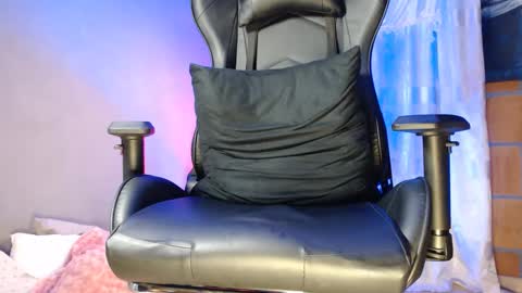 Woondeer online show from 12-05-24, 01:36