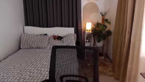 Snapshot of worldclass_sassy chatting on 03-06-25, 11:14 Camilla online show from 03-06-25, 11:14