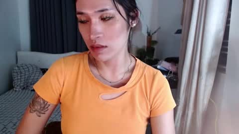 Snapshot of worldclass_sassy chatting on 12-04-25, 10:57 Camilla online show from 12-04-25, 10:57