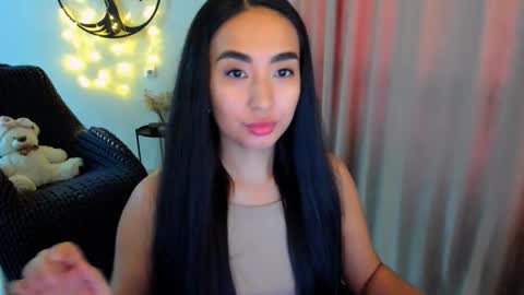 Snapshot of worldofkim chatting on 02-06-26, 10:40 dudetta Kim online show from 02-06-26, 10:40