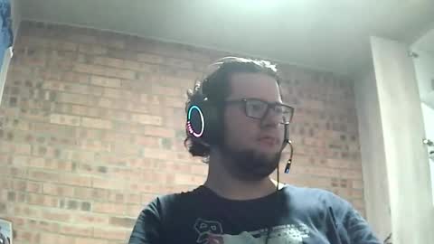 Snapshot of worsie333 chatting on 11-14-25, 08:18 worsie online show from 11-14-25, 08:18