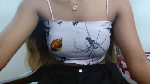 Snapshot of wow_anjle chatting on 07-22-26, 01:14 wow_anjle online show from 07-22-26, 01:14