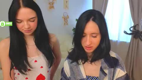 Snapshot of wow_evelin chatting on 03-14-26, 09:15 Evelin online show from 03-14-26, 09:15