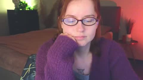 Rebecy online show from 11-20-25, 01:55