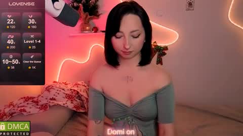 Snapshot of wow_sue chatting on 01-11-26, 03:44 Sue online show from 01-11-26, 03:44