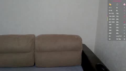 Eva online show from 10-25-25, 01:13