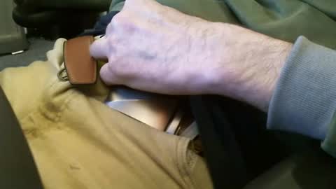 Snapshot of wrangleat0r chatting on 12-08-24, 01:35 wrangleat0r online show from 12-08-24, 01:35