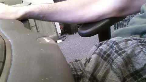 Snapshot of wrangleat0r chatting on 12-30-24, 02:53 wrangleat0r online show from 12-30-24, 02:53