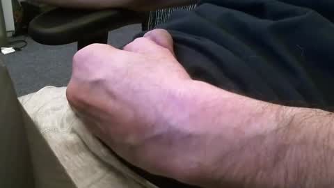 Snapshot of wrangleat0r chatting on 01-04-25, 03:40 wrangleat0r online show from 01-04-25, 03:40