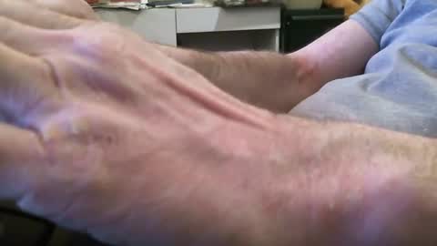 Snapshot of wrangleat0r chatting on 01-16-25, 12:23 wrangleat0r online show from 01-16-25, 12:23