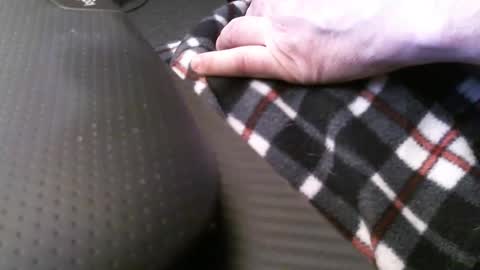 Snapshot of wrangleat0r chatting on 02-23-25, 05:01 wrangleat0r online show from 02-23-25, 05:01