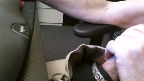 Snapshot of wrangleat0r chatting on 09-18-25, 03:08 wrangleat0r online show from 09-18-25, 03:08