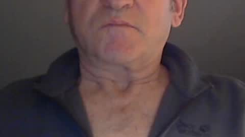 Snapshot of wuki123 chatting on 12-15-24, 02:37 Wuki online show from 12-15-24, 02:37