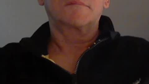 Snapshot of wuki123 chatting on 01-05-25, 09:03 Wuki online show from 01-05-25, 09:03