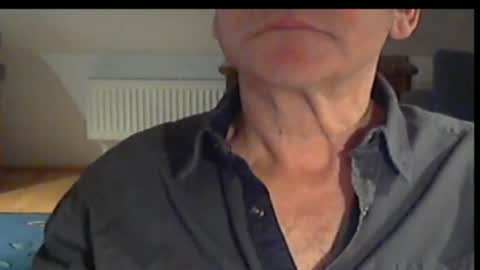 Snapshot of wuki123 chatting on 10-16-25, 10:00 Wuki online show from 10-16-25, 10:00