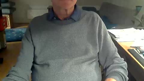 Snapshot of wuki123 chatting on 05-01-26, 07:40 Wuki online show from 05-01-26, 07:40