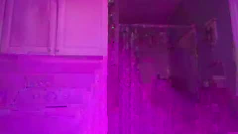 Snapshot of wundrsword33 chatting on 01-11-26, 08:52 BONER DONOR online show from 01-11-26, 08:52