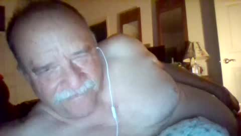 Snapshot of wvmountainlover chatting on 06-22-26, 08:55 wvmountainlover online show from 06-22-26, 08:55