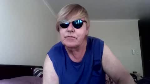 Snapshot of wwwwio chatting on 05-05-26, 11:02 wwwwio online show from 05-05-26, 11:02
