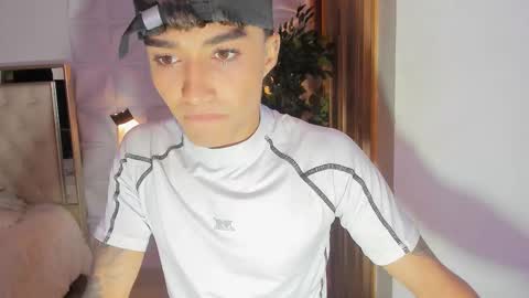 wyatt online show from 11-27-25, 03:41