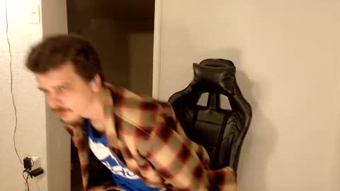 Wyatt online show from 04-06-26, 04:10