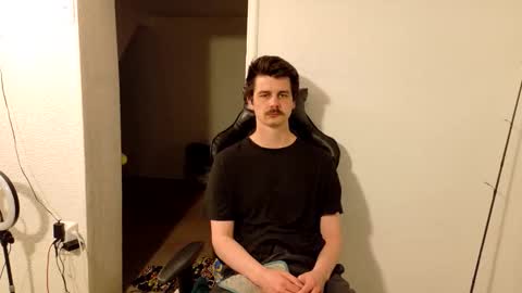 Wyatt online show from 04-21-26, 04:19