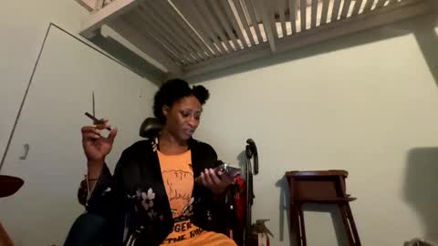 Snapshot of wynterheat chatting on 02-01-25, 06:00 Wynter Heat online show from 02-01-25, 06:00