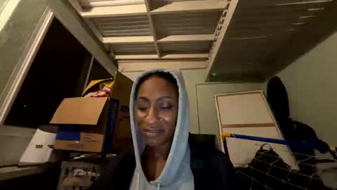 Snapshot of wynterheat chatting on 02-05-25, 08:43 Wynter Heat online show from 02-05-25, 08:43