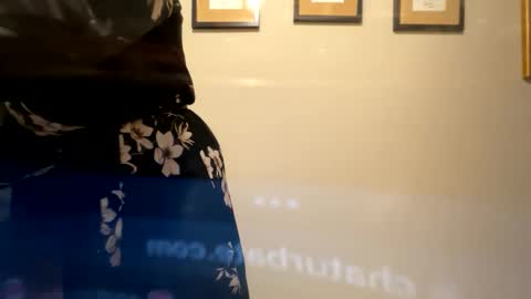 Snapshot of wynterheat chatting on 09-26-25, 11:03 Wynter Heat online show from 09-26-25, 11:03