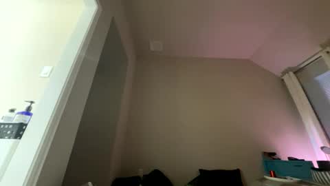 Snapshot of wynterheat chatting on 10-20-25, 07:20 Wynter Heat online show from 10-20-25, 07:20