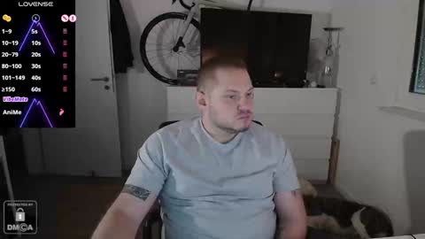 Snapshot of x19marco93x chatting on 12-27-24, 02:01 x19marco93x online show from 12-27-24, 02:01