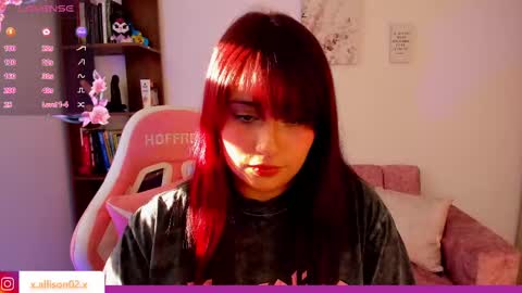 Snapshot of x_allison02x chatting on 09-09-25, 09:36 Allison online show from 09-09-25, 09:36