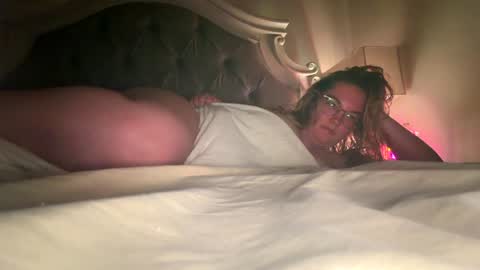 Mariah  online show from 04-18-26, 03:32