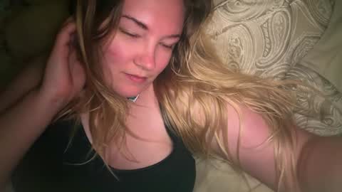 Mariah  online show from 04-19-26, 06:10