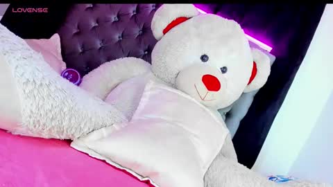 Maria Juliana online show from 12-18-24, 04:39