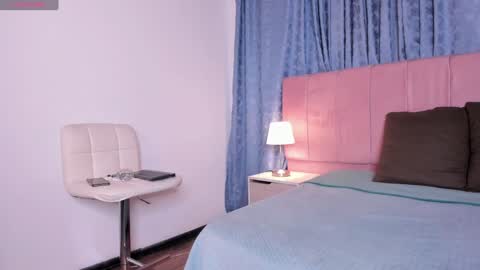 Snapshot of x_milu chatting on 02-06-25, 02:00 x_milu online show from 02-06-25, 02:00