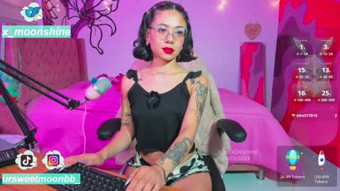 Snapshot of x_moonshine chatting on 02-09-25, 12:39 s s s online show from 02-09-25, 12:39