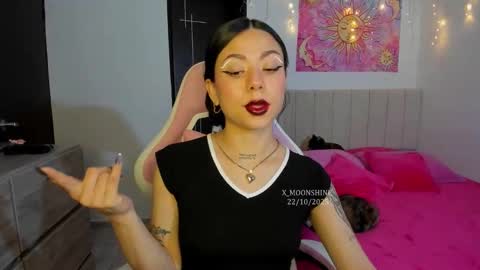     s  s      s   online show from 10-23-25, 02:44