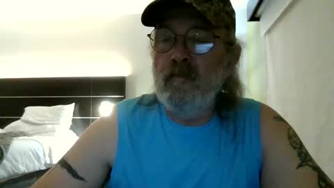 Snapshot of xaeubanks chatting on 05-06-26, 12:30 xaeubanks online show from 05-06-26, 12:30