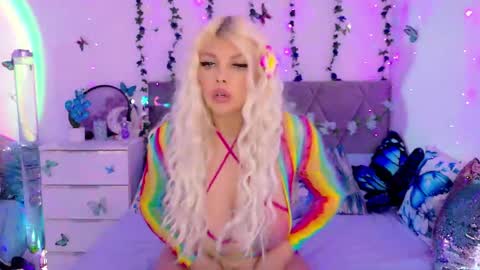 Snapshot of xalexax chatting on 05-30-26, 07:00 sooo hey im Sperm Mystik from Fuckistan i want you full my all holes bcs i have penis fever online show from 05-30-26, 07:00