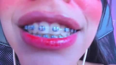 XALLYSONX online show from 02-11-25, 07:05