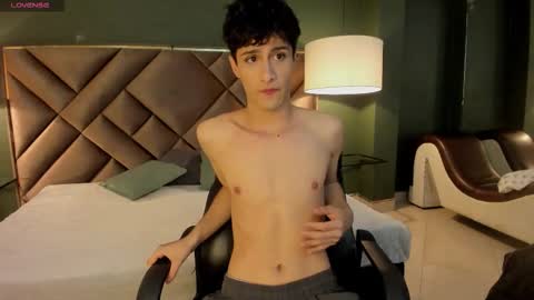 xam_collen online show from 03-08-26, 05:39