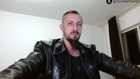 Snapshot of xandeer_steel chatting on 03-04-25, 11:43 Master Xandeer online show from 03-04-25, 11:43