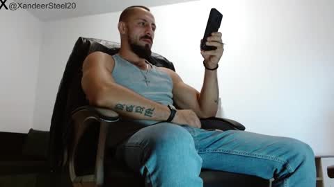 Snapshot of xandeer_steel chatting on 09-20-25, 04:13 Master Xandeer online show from 09-20-25, 04:13