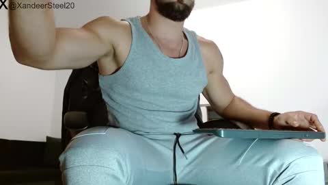 Snapshot of xandeer_steel chatting on 10-06-25, 06:33 Master Xandeer online show from 10-06-25, 06:33